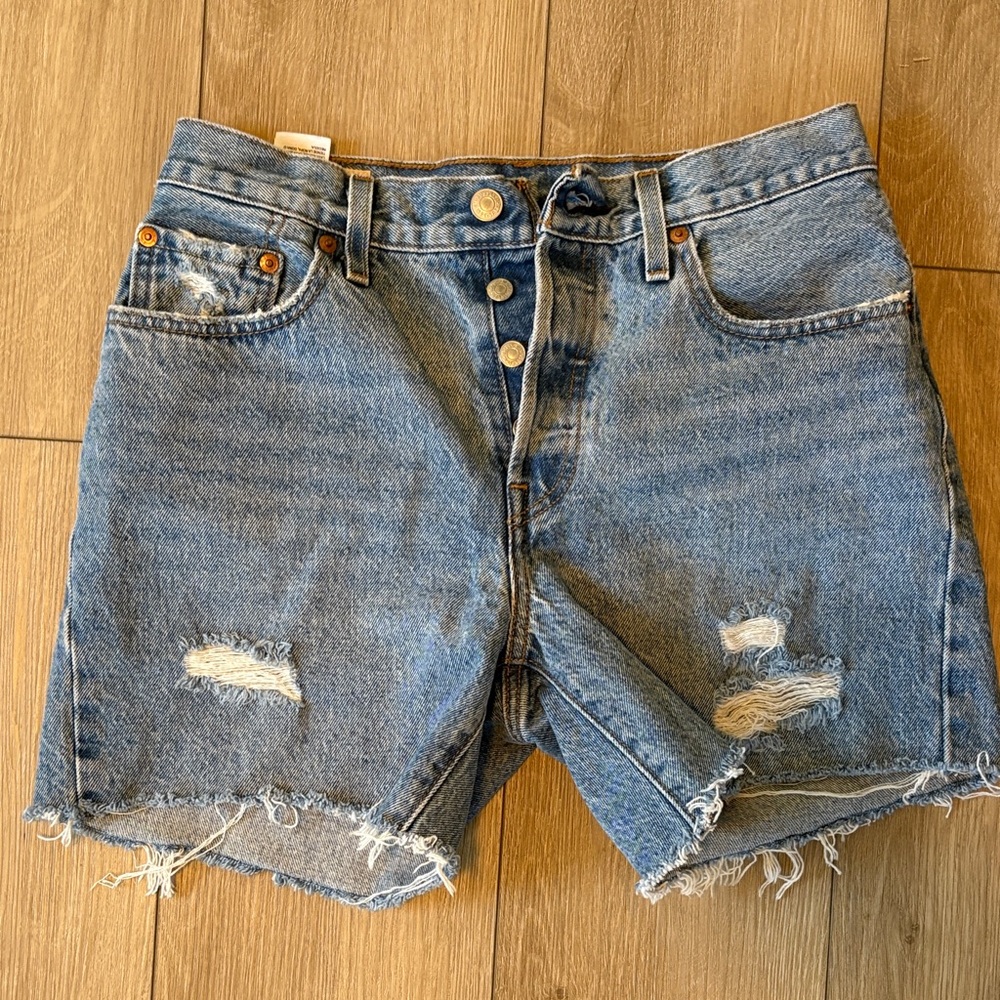 Levi 501 Cut Off Shorts